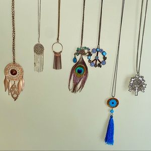 Set of 7 long necklaces